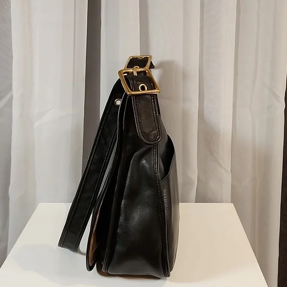 Vintage Coach Legacy Crescent #9718 - Picture 6 of 17